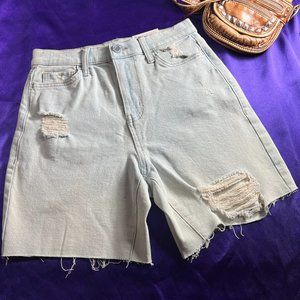 NEW 📌SO Super High Rise Ripped Style Dad Short